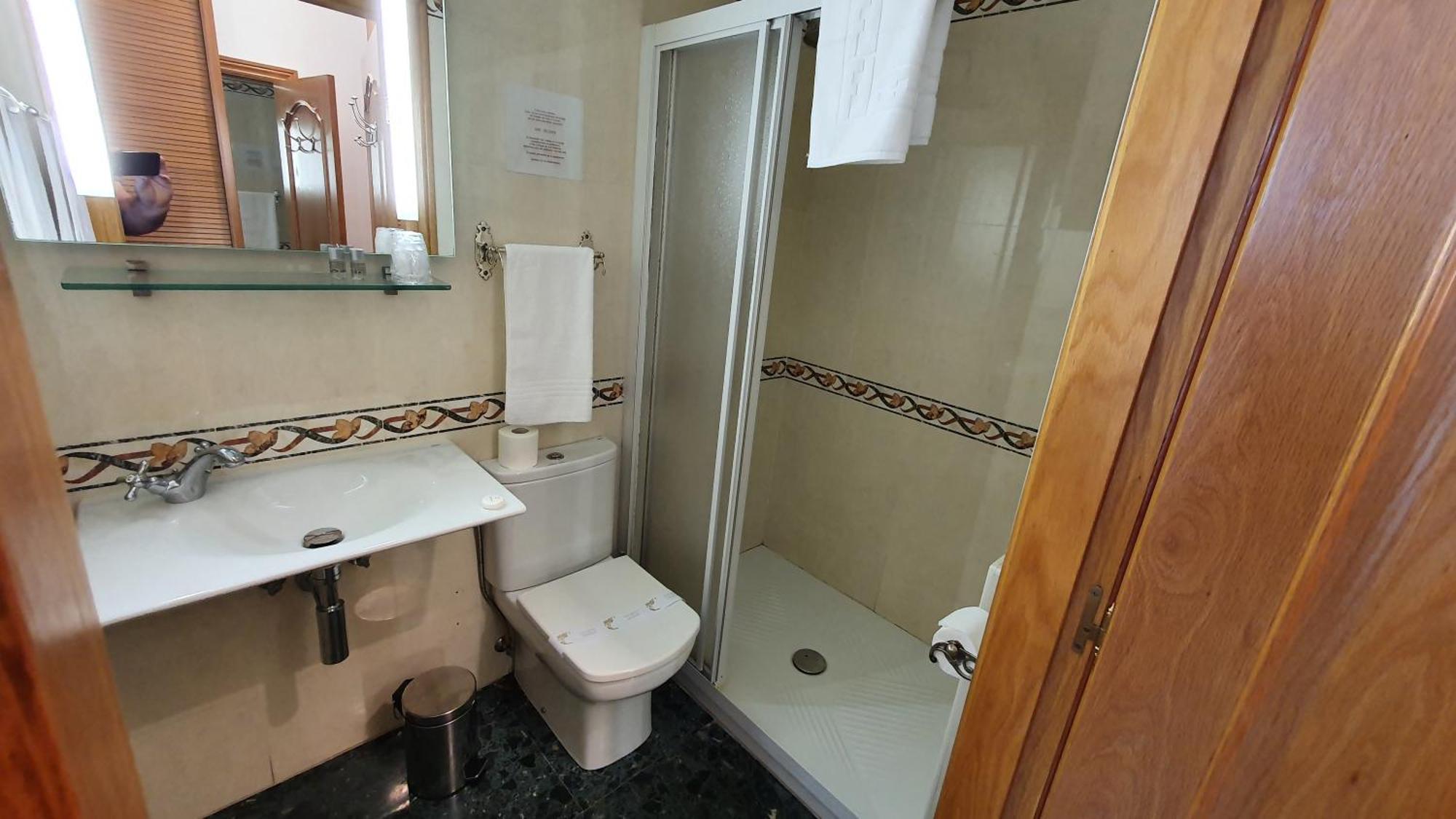 Hostal Ansonea ベラ  部屋 写真