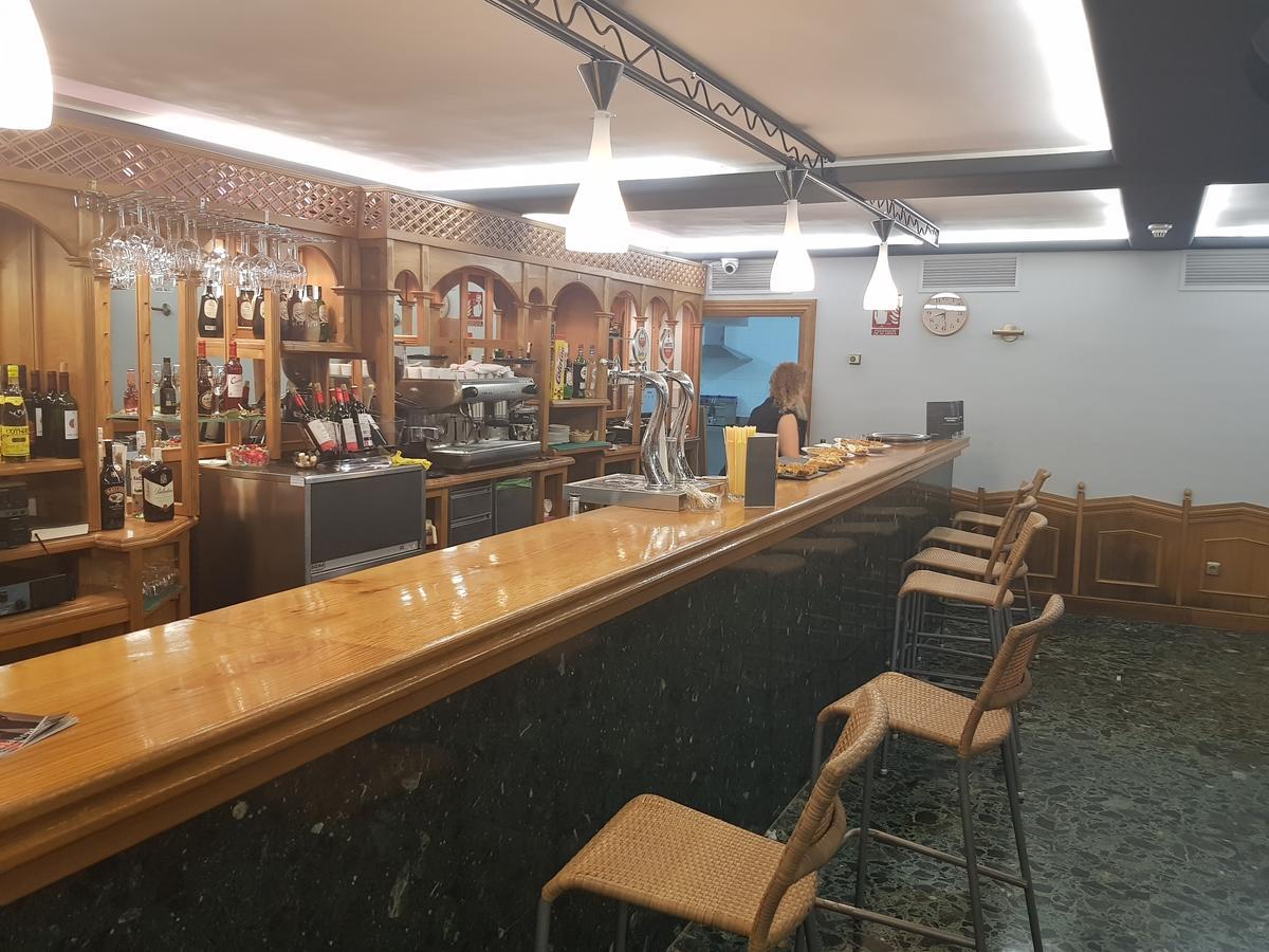 Hostal Ansonea ベラ  エクステリア 写真
